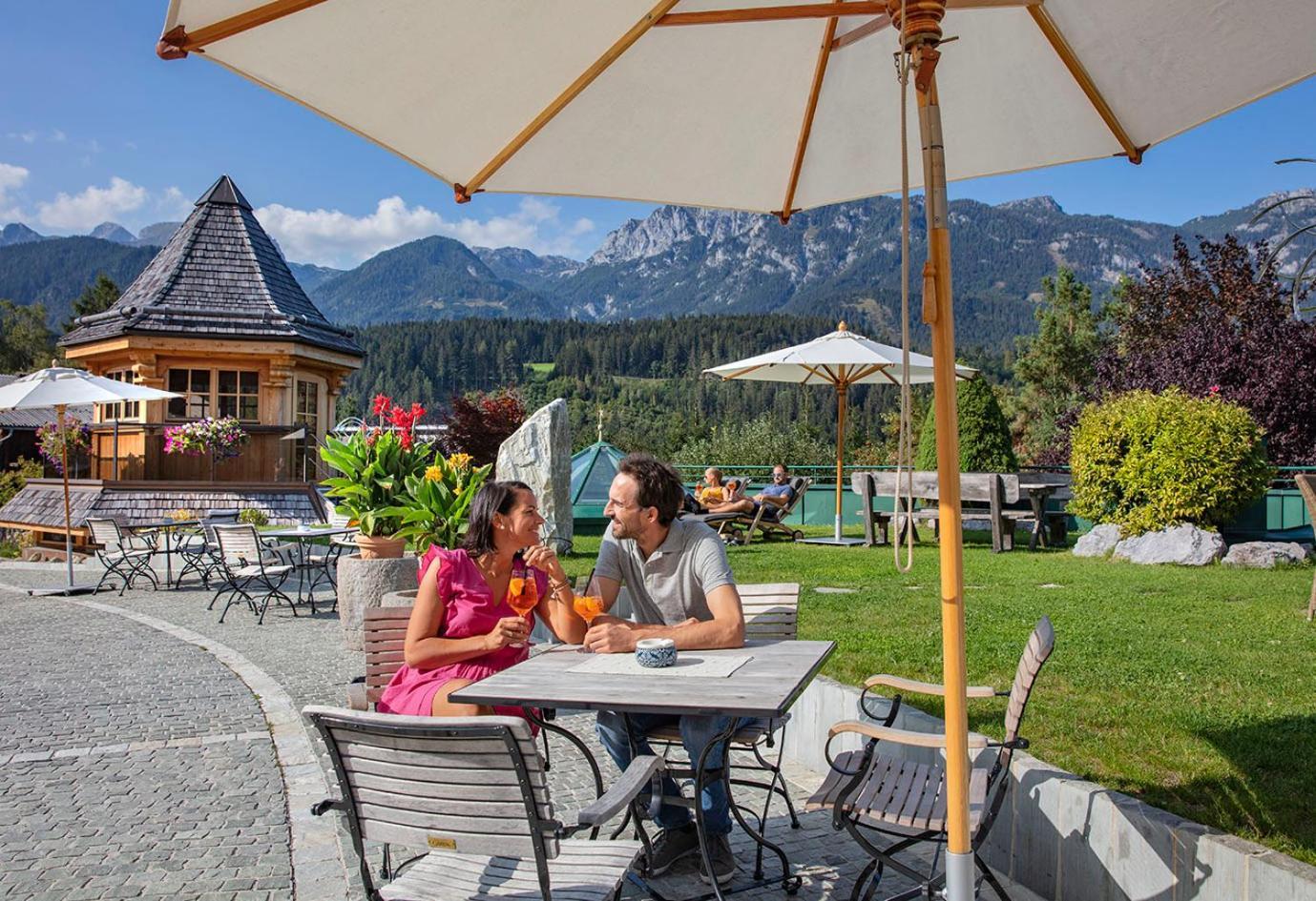 Hotel Herrschaftstaverne Haus im Ennstal Esterno foto